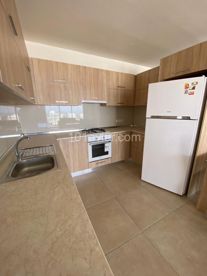 2+1 apartment for rent in Kyrenia center