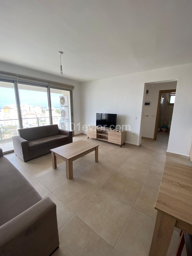 2+1 apartment for rent in Kyrenia center