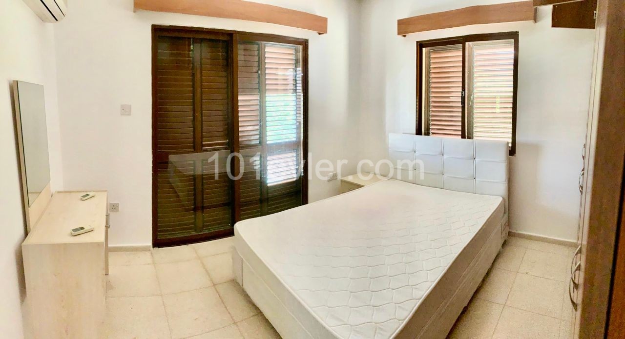 Girne Karaoğlanoğlu Kiralık 3+1 İkiz Villa