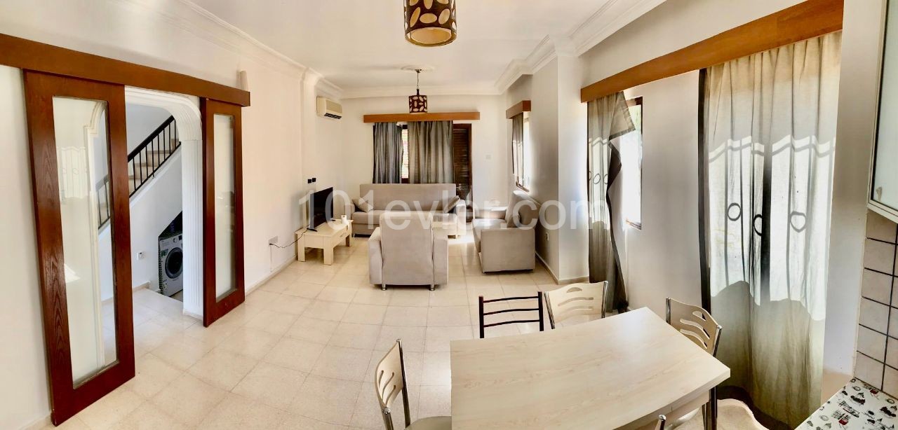 Girne Karaoğlanoğlu Kiralık 3+1 İkiz Villa