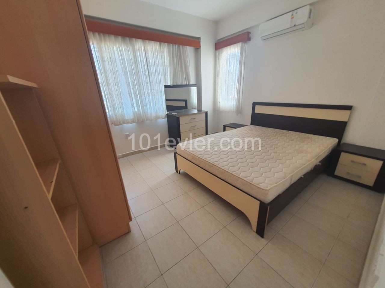 2+1 apartment for rent in Kyrenia Center