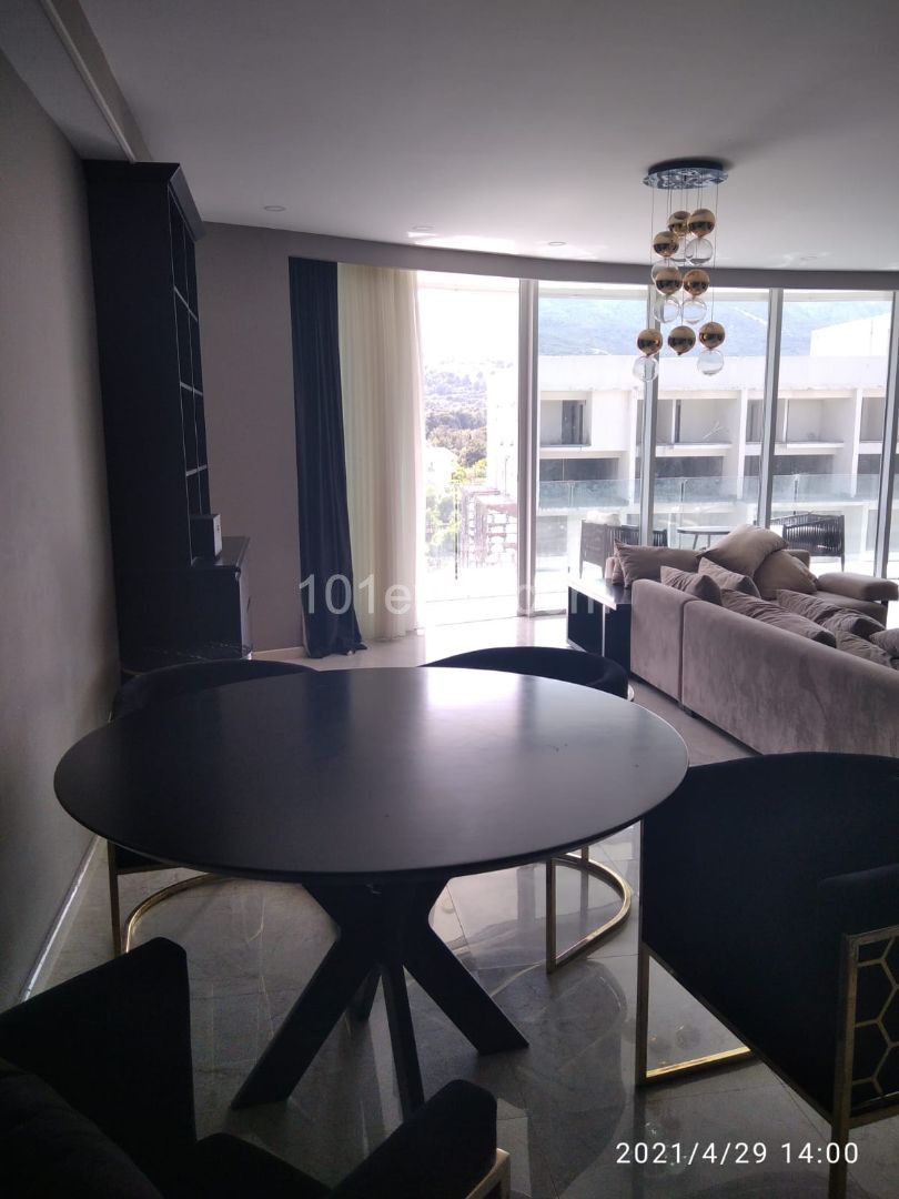 3+1 apartment for rent in Kyrenia Center / Luxury furnished