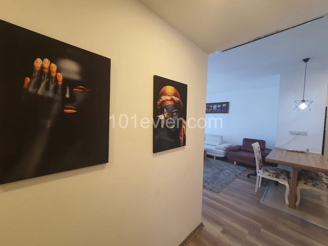 2+1 apartment for rent in Kyrenia Center / Fully furnished