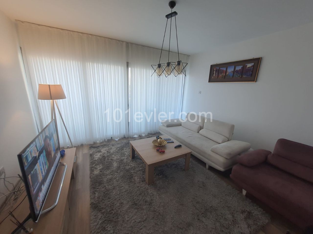 2+1 apartment for rent in Kyrenia Center / Fully furnished