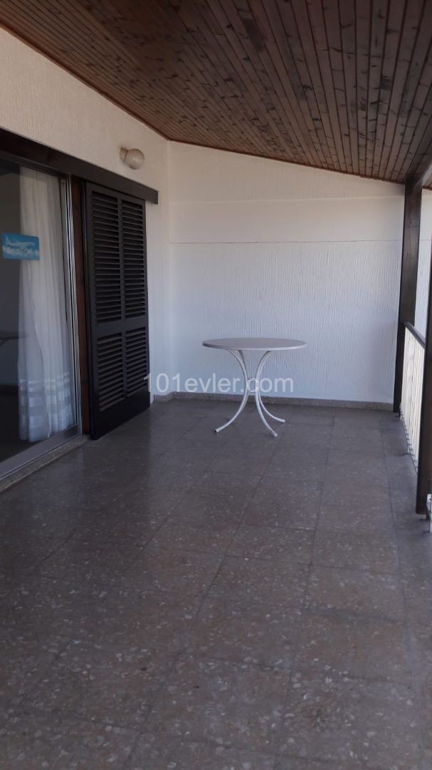 2 bedroom villa for rent in Kyrenia Center