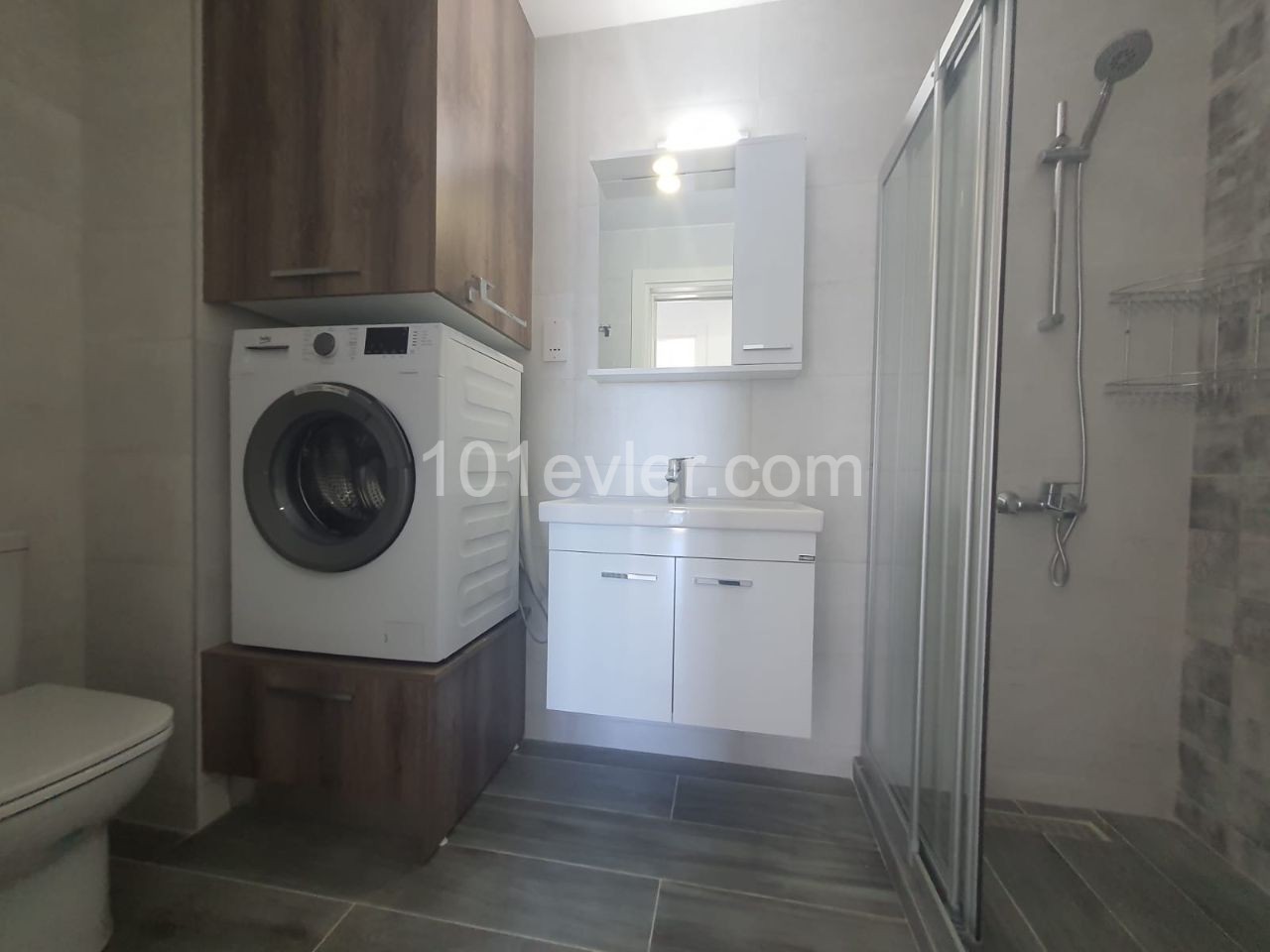 2 bedroom apartment for rent in Kyrenia Center / Fully furnished