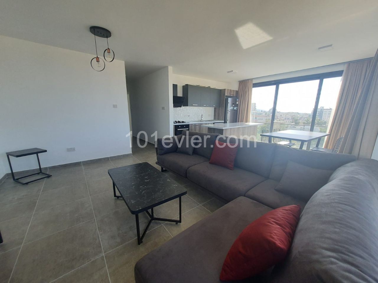 3 bedroom apartment for rent in Kyrenia Center