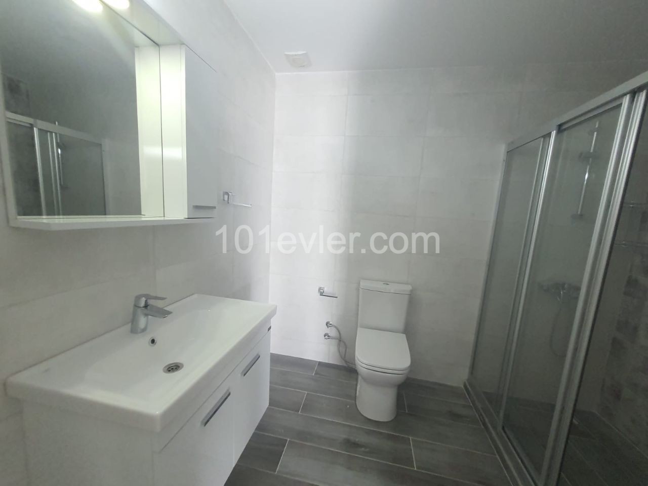 3 bedroom apartment for rent in Kyrenia Center