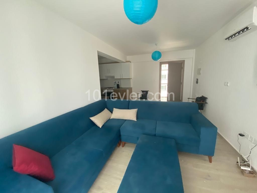 2 bedroom apartment for rent in Kyrenia Center