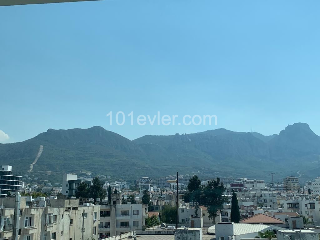 2 bedroom apartment for rent in Kyrenia Center / Kasgar area