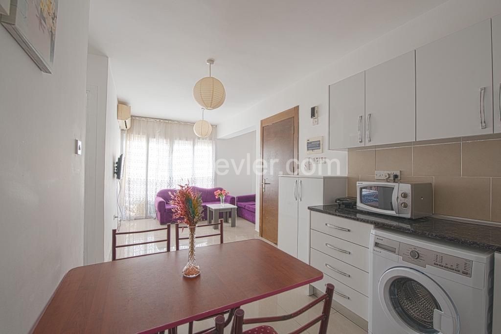 2 bedroom apartment for rent in Kyrenia Center