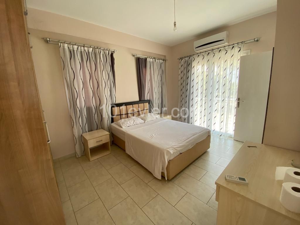 Kyrenia Chatalköy Zu Vermieten 4 + 1 Villa / Tag ** 