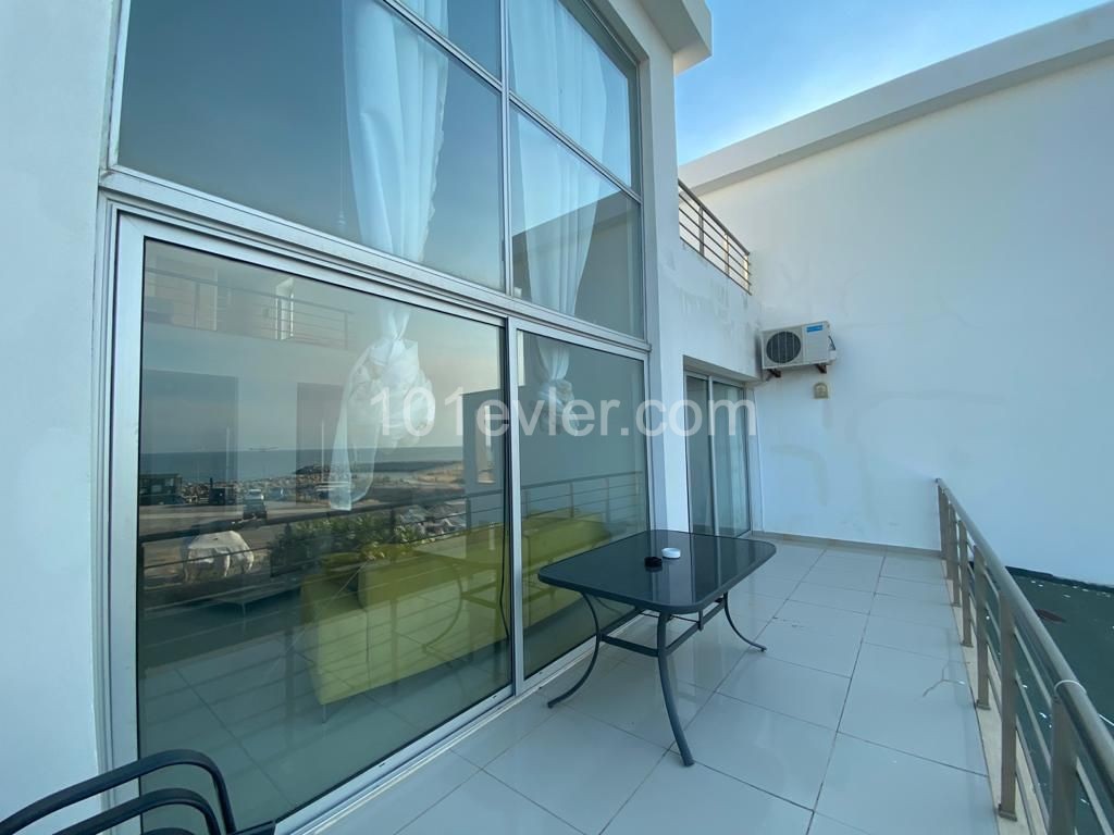 3 bedroom penthouse apartment for rent in Kyrenia, Lapta