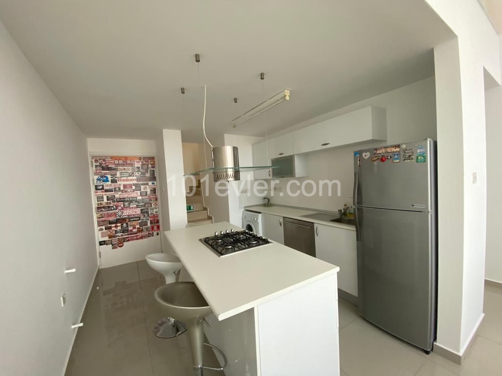 3 bedroom penthouse apartment for rent in Kyrenia, Lapta