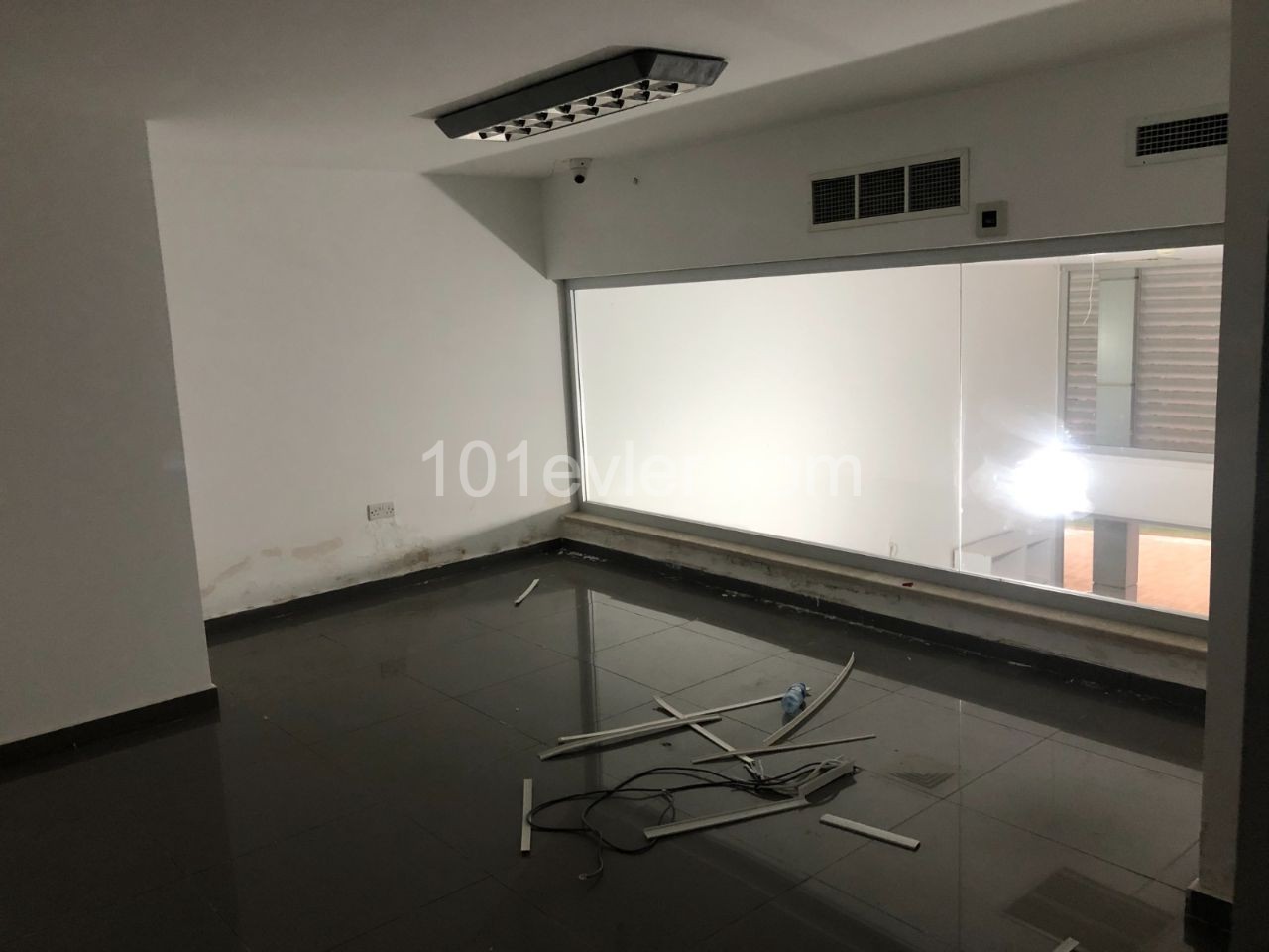 Commercial building for Rent in Kyrenia, Dogankoy