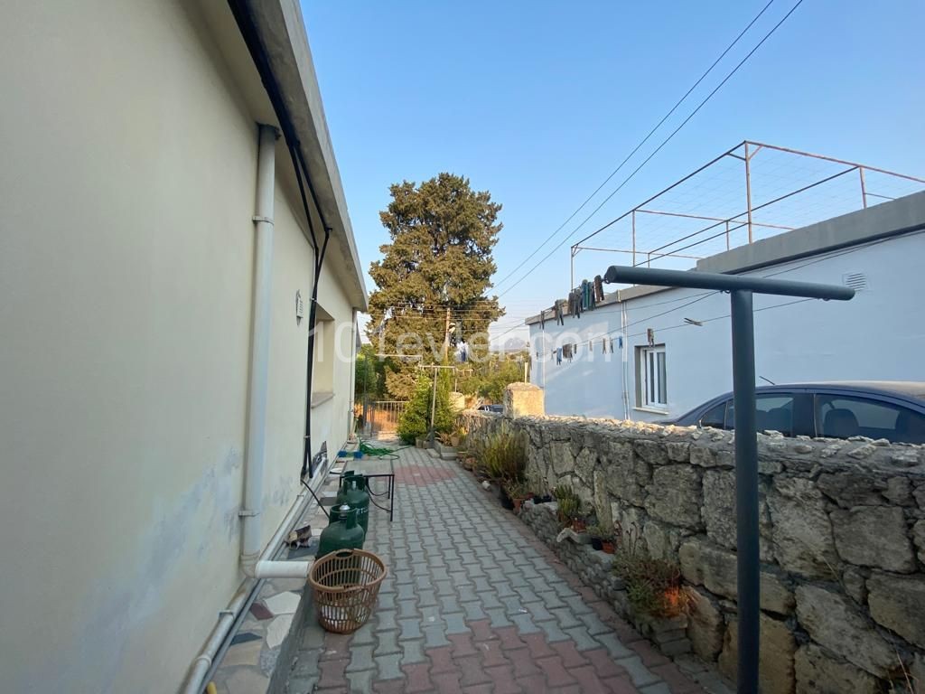 Girne Çatalköy Satılık 3+1 Bungalow / Dağ ve deniz manzaralı