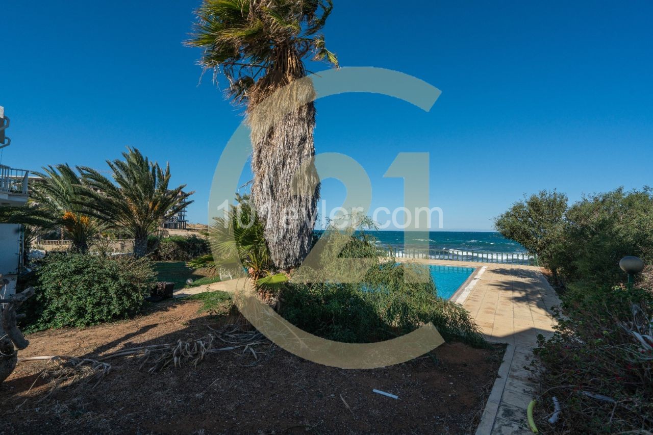 3 +2  Villa for Sale in Kyrenia, Catalkoy