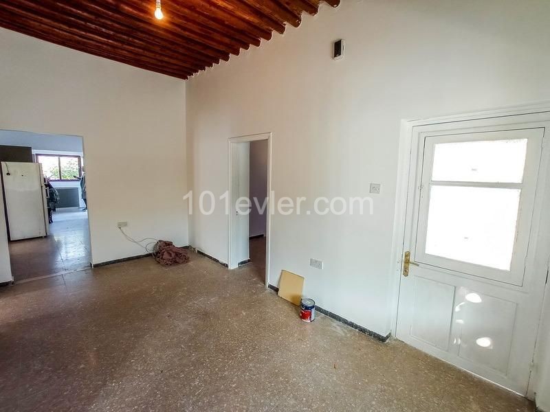 3 bedroom bungalow for sale in Kyrenia, Alsancak