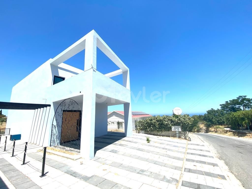 Villa Zum Verkauf In Kyrenia Chatalköy ** 