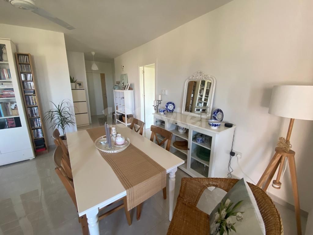 3+1 Wohnung zum Verkauf in Kyrenia Lapta / Berg-und Meerblick ** 