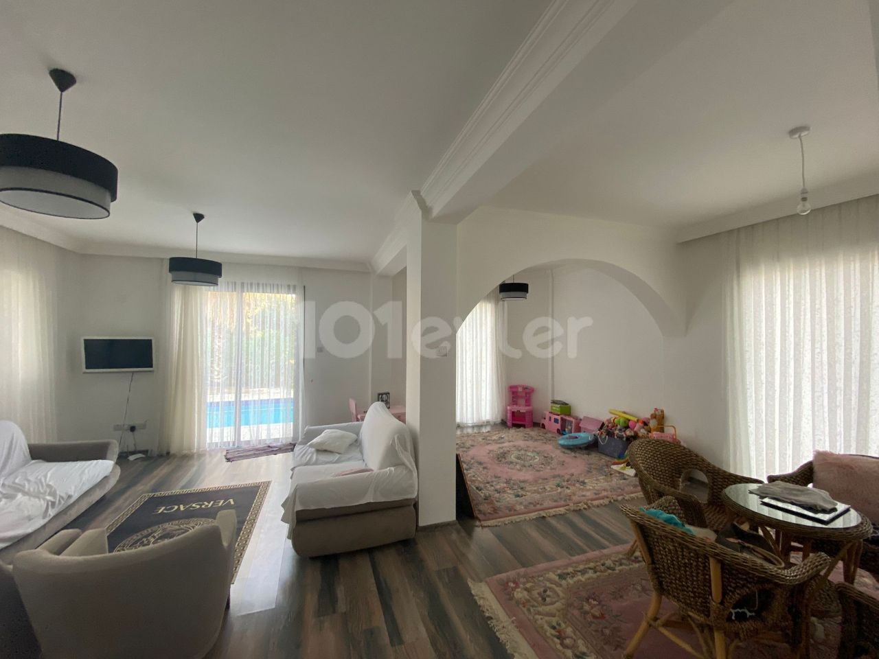 4+1 Villa Zum Verkauf In Kyrenia Doganköy ** 