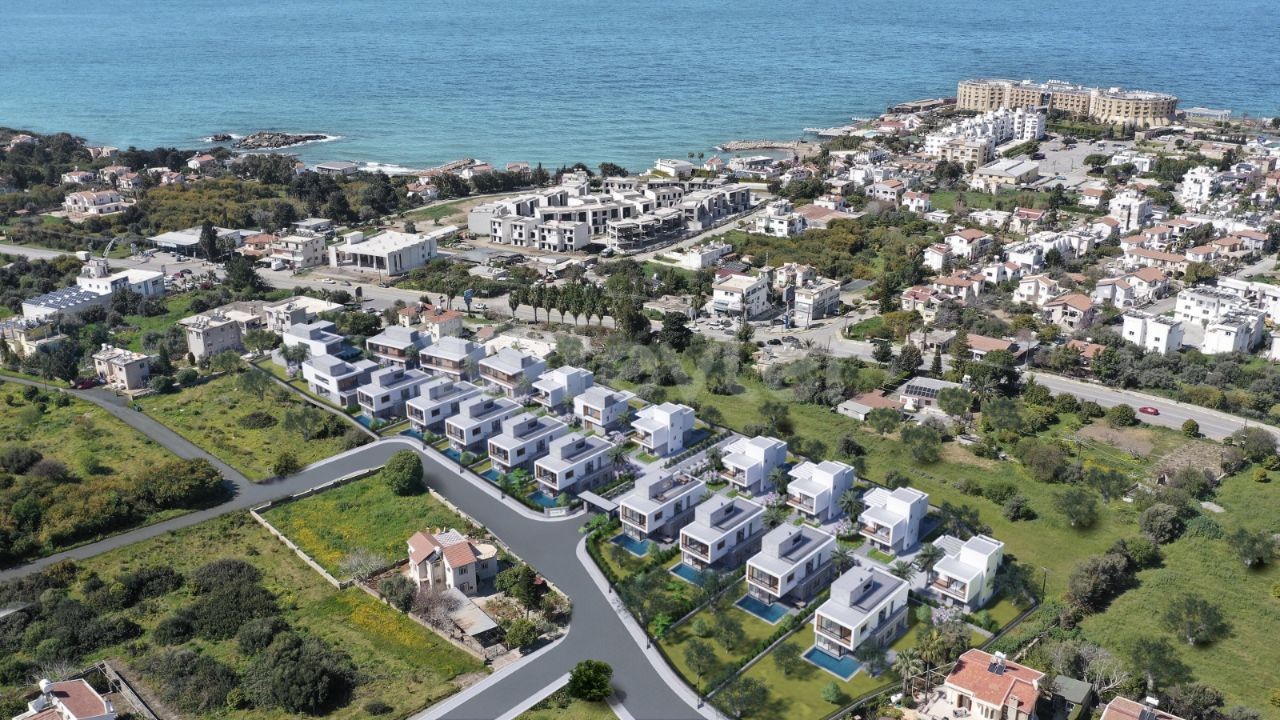 4+1 Villa Zum Verkauf In Kyrenia Karaoglanoglu ** 