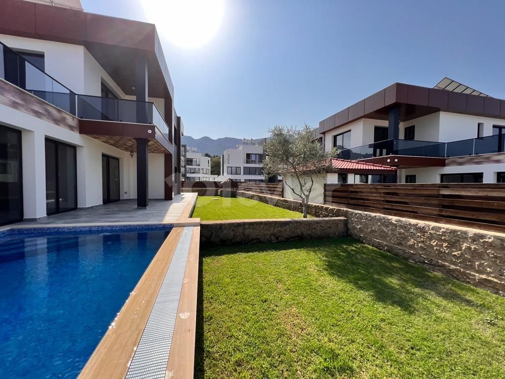 4 bedroom luxury villa for sale in Kyrenia, Karaoglanoglu 