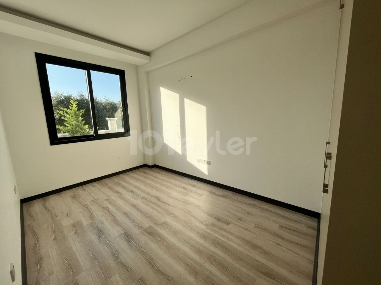 Kyrenia Ozanköy 2+1 Wohnung zum Verkauf / Neu