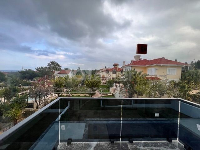 Girne Çatalköy Satılık 4+1 Villa / Özel Havuzlu