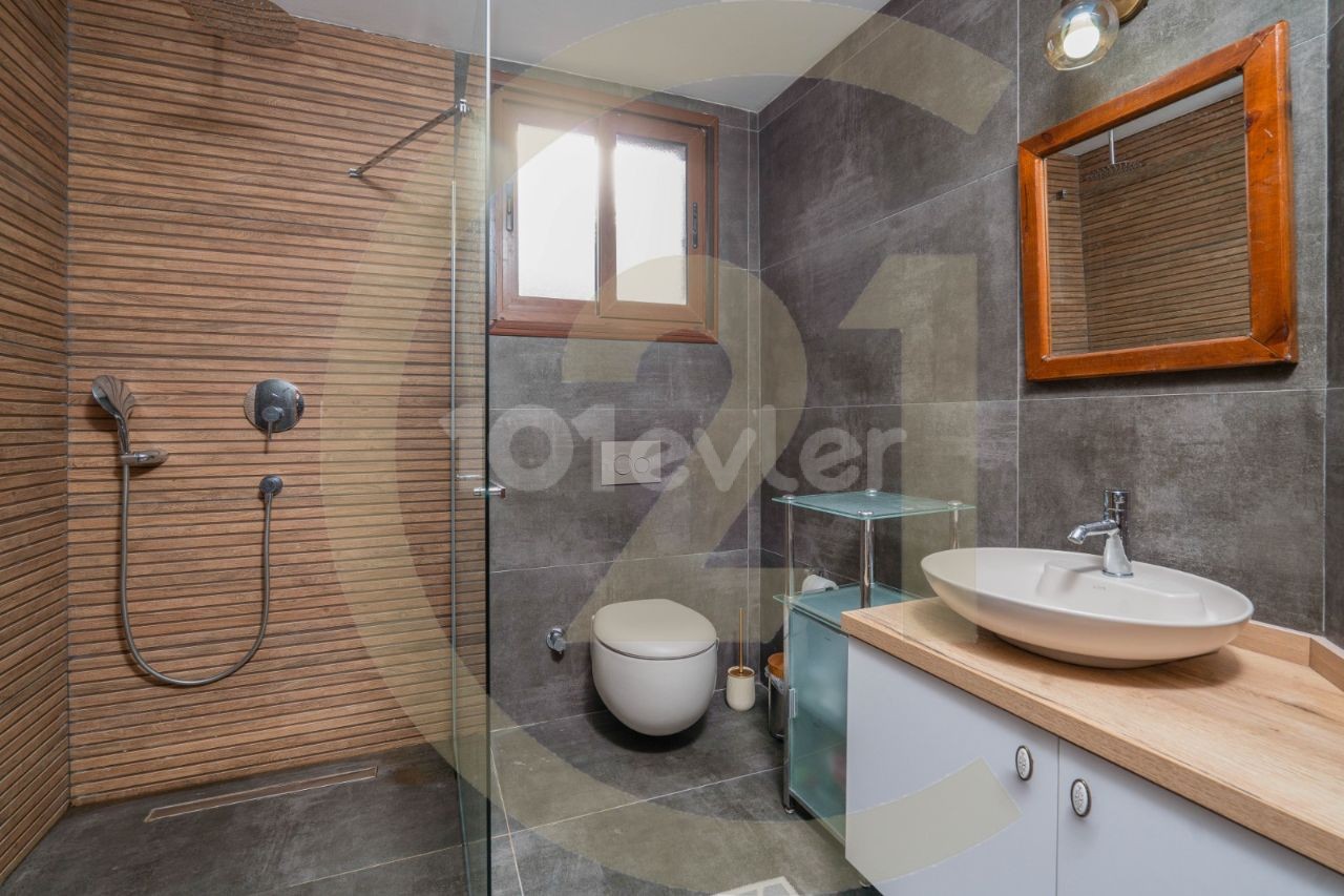 Girne Bellapais Satılık 4+1 Villa