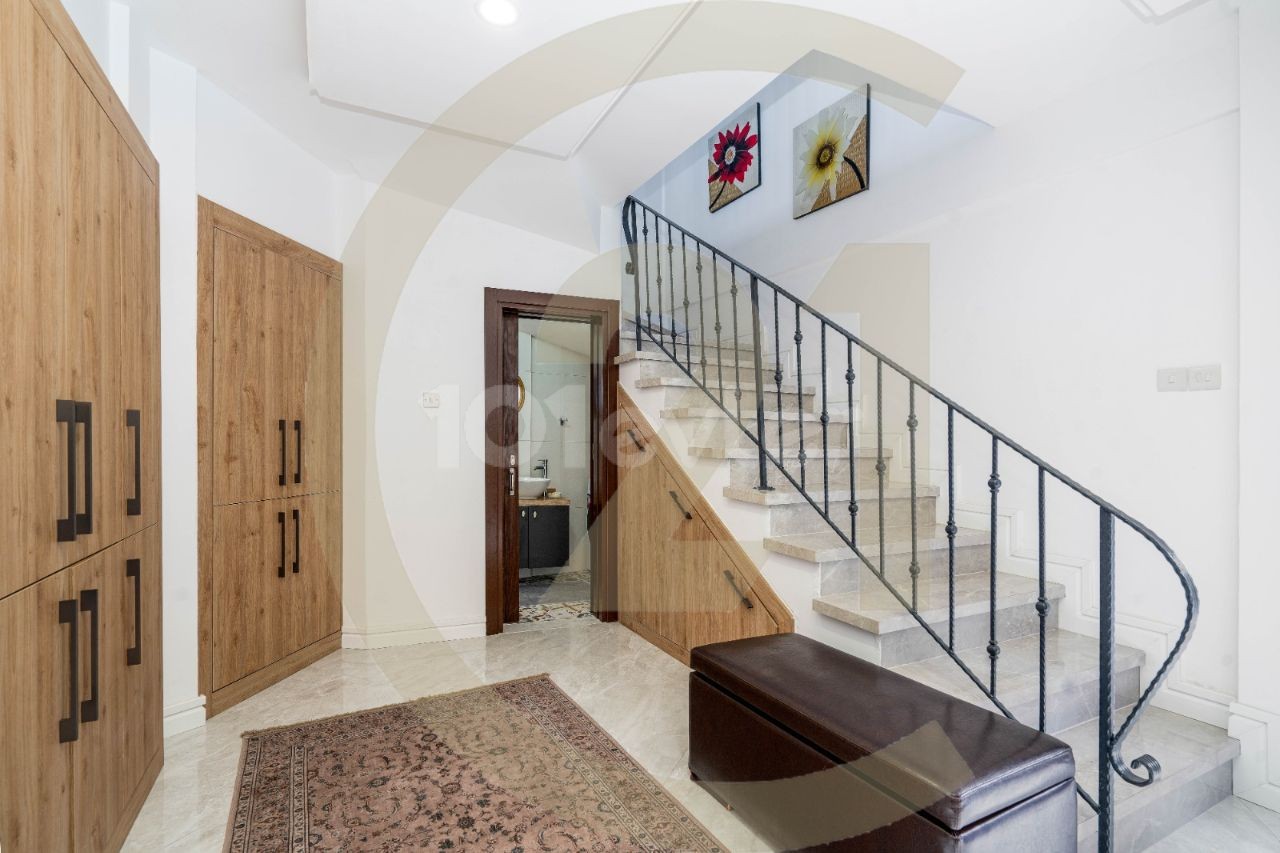 Girne Bellapais Satılık 4+1 Villa