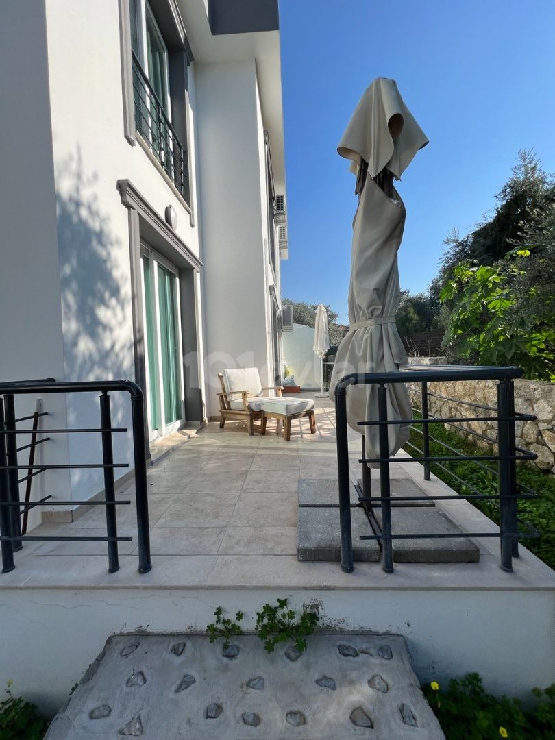 1+1 Flat For Sale In Kyrenia , Karaoğlanoğlu