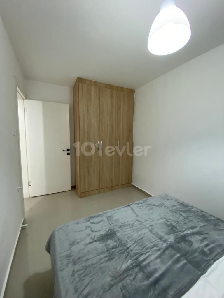 Triplex 3+1 Doppelvillen zum Verkauf in KYRENIA/ZEYTİNLİK