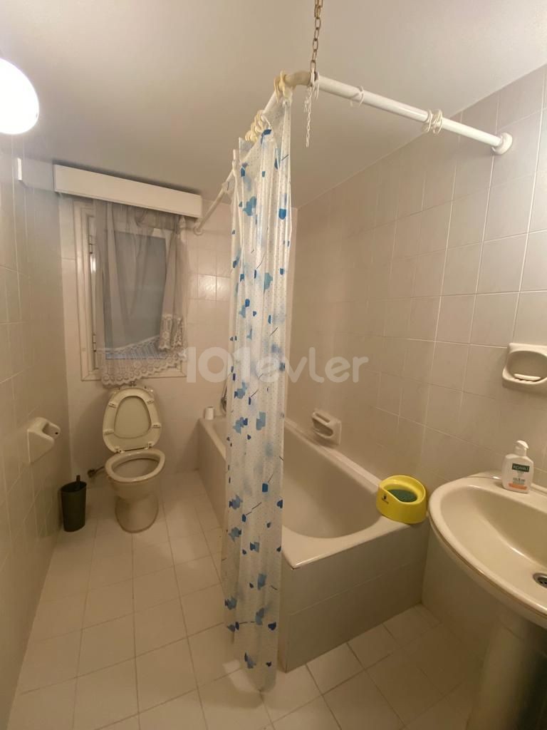 Girne/Karaoglanoglunda satılık 3+1  havuzlu villa