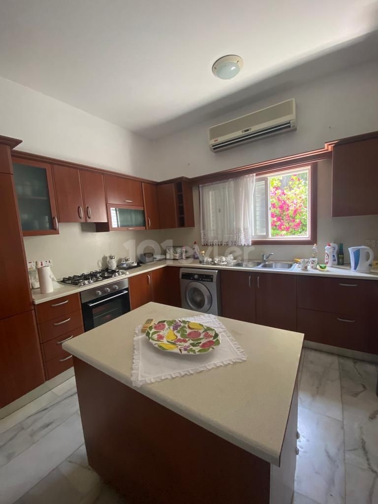 3+1 villa with pool for sale in Girne/Karaoğlanoğlu