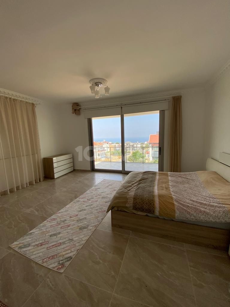 5+2 Villa mit privatem Pool zu vermieten in Kyrenia/Çatalköy