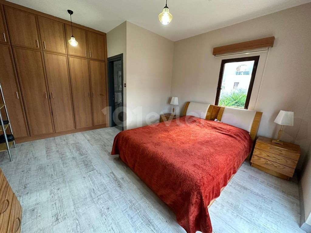 Girne Ozanköy Satılık 4+1 Villa