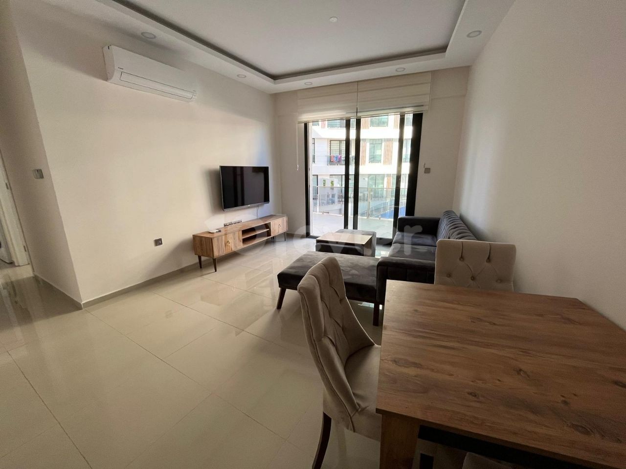 2 bedroom apartment for rent in Kyrenia Center