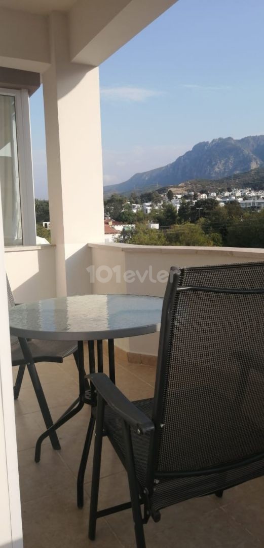 Girne Alsancak Kiralık 1+1 Daire