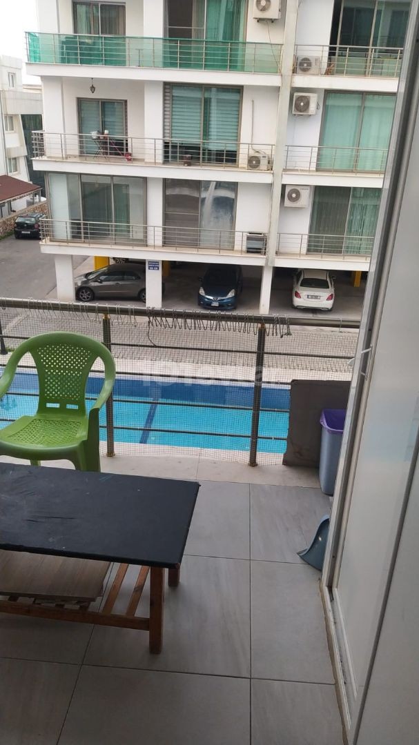 Zu verkaufen 3+1 Wohnung in Girne Merkez