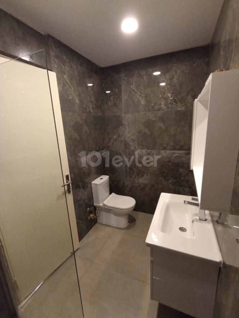 2+1 fully furnished flat for sale in turtle bay site in Girne/Esentepe