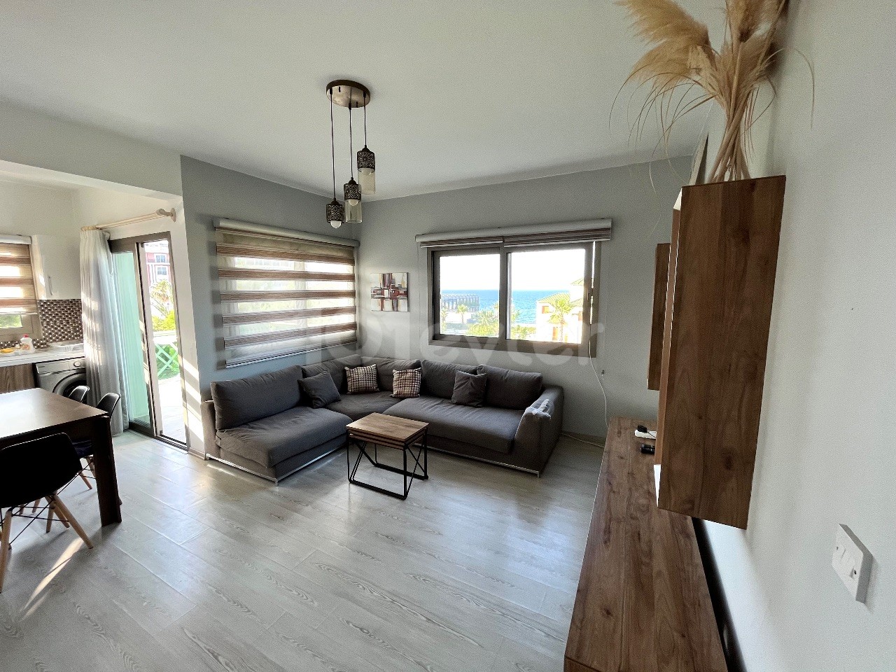 Zu verkaufen 2+1 Wohnung in Karaoglanoglu Kyrenia / Meerblick