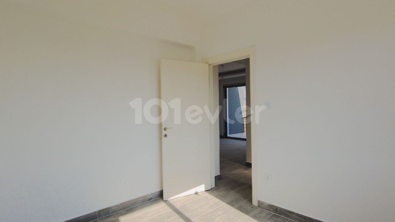 2 Bedroom Apartment for Sale in Kyrenia,Boğaz