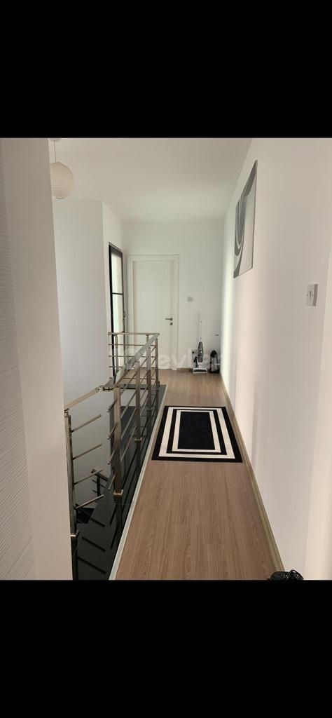 Girne Ozankoy Satılık 3+1 Villa