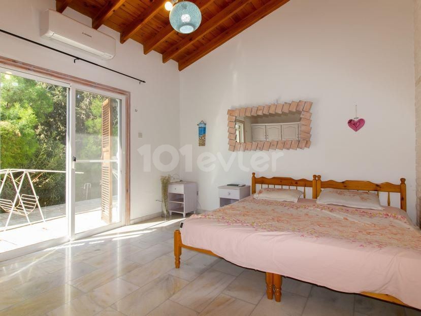 4+1 Bungalow on big size plot for sale in Catalkoy 