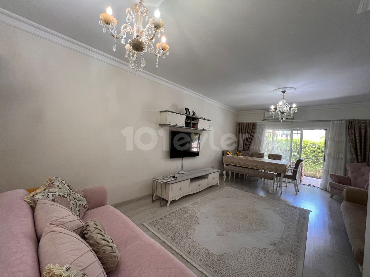 3+1 Detached Villa for Sale in Alsancak 