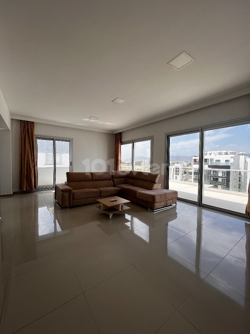 2+1 Stunning PENTHOUSE in Dereboyu