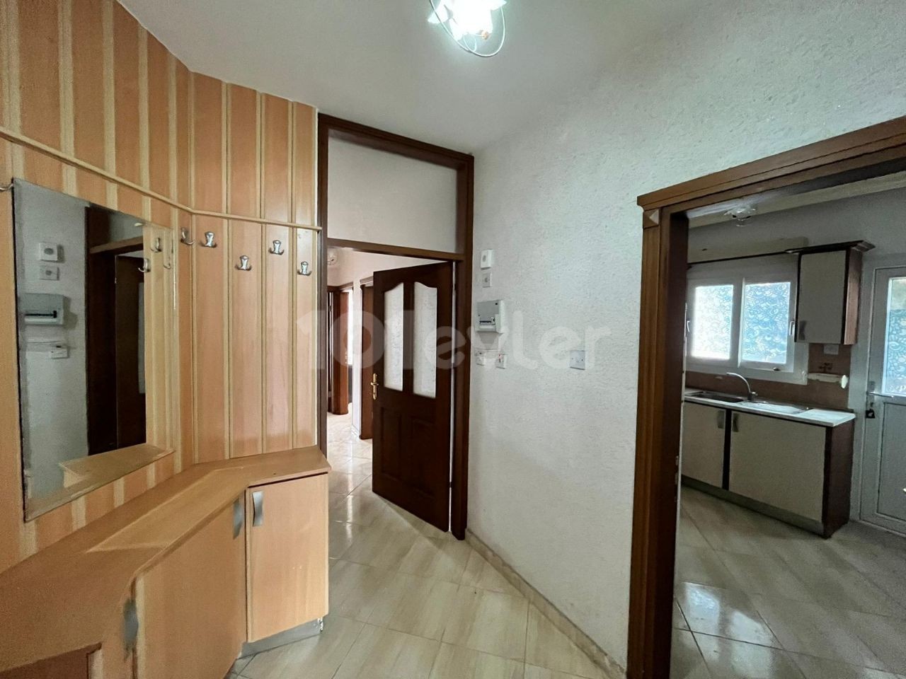 For Sale 3+1 Office in Girne Merkez