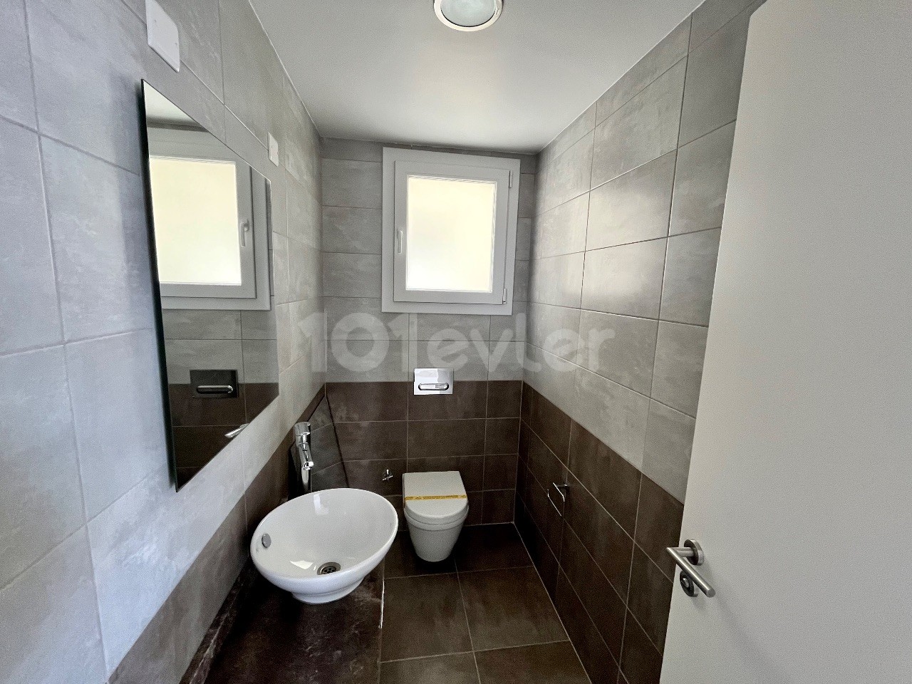 Girne Merkez Satılık 3+1 Penthouse Daire / Deniz Manzaralı