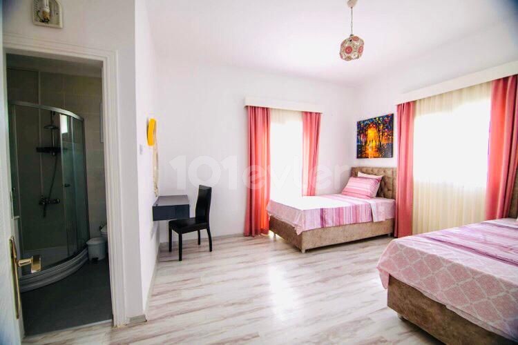 Zu verkaufen 5+1 Villa in Kyrenia Edremit 